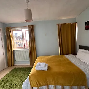 https://cozy-private-room-for-single-use.brighton-hotels-england.com