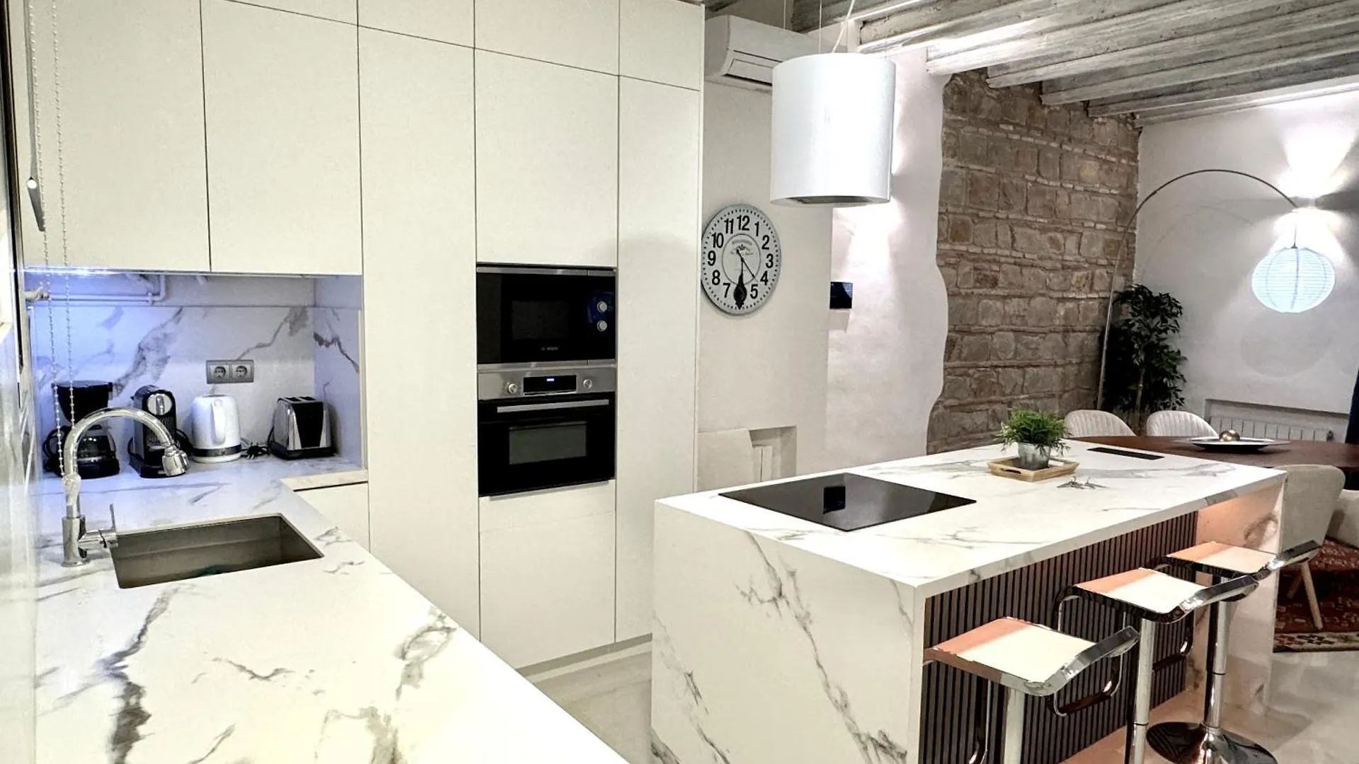 Apartament Colon Bcn 130 Mts 3 Dormitorios Port Vell Barcelona 0*,