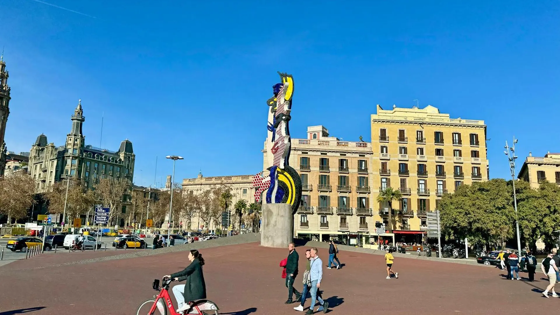 Apartament Colon Bcn 130 Mts 3 Dormitorios Port Vell Barcelona Spain